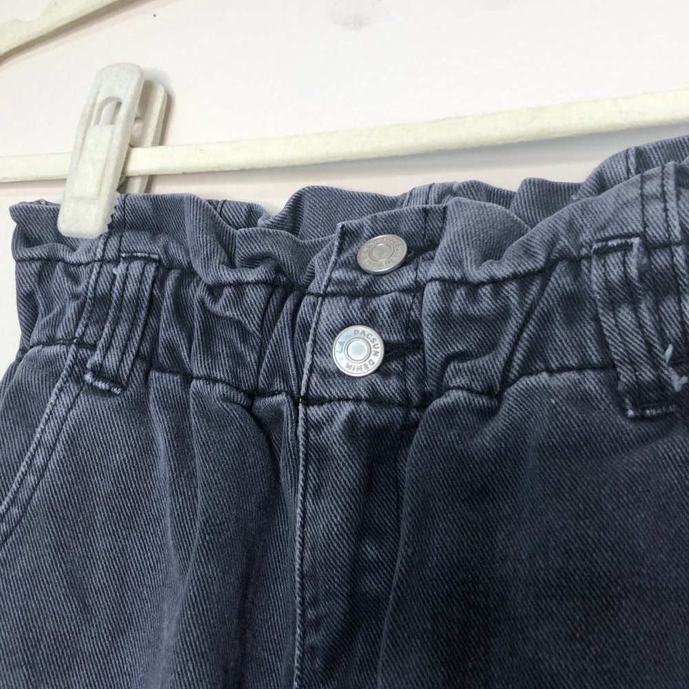 PACSUN Womens Faded Black Paper Bag Waist Mom Jean 23 - Picture 2 of 11